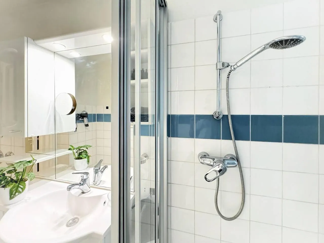 Holidayhome Apartments I Stylish Private Room In The Heart Of Berlin-Kreuzberg Berlin