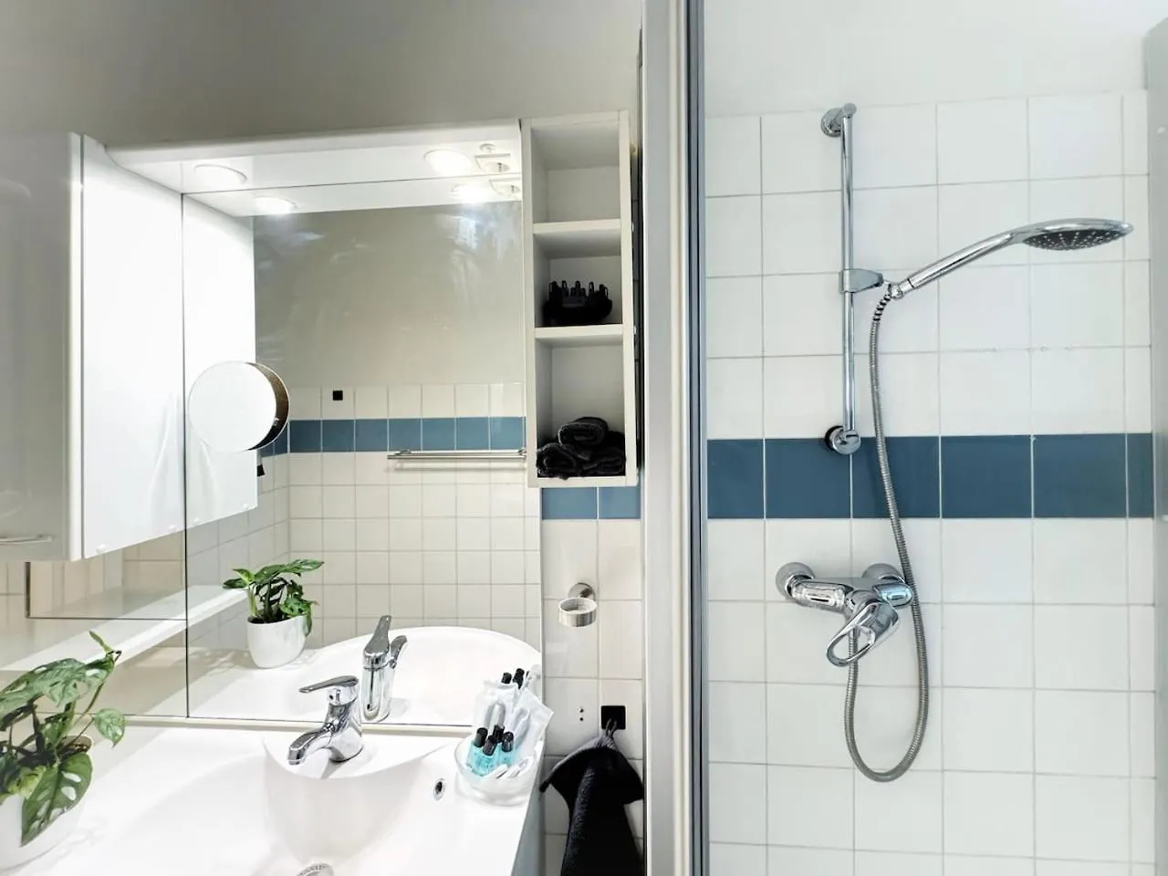 Holidayhome Apartments I Stylish Private Room In The Heart Of Berlin-Kreuzberg Germany